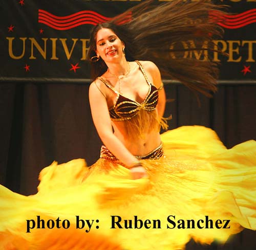 Mia, Universal Champ, photo by Ruben Sanchez